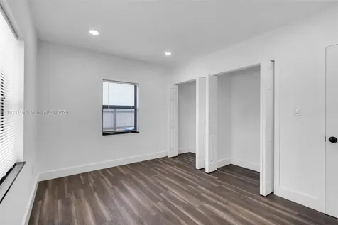 1000 NW 35th Court Miami FL 33125