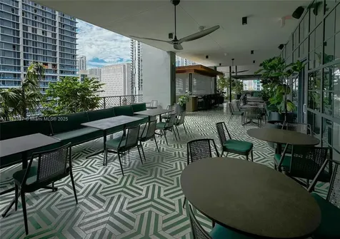 159 NE 6th Street Miami FL 33132