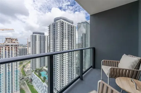 159 NE 6th Street Miami FL 33132