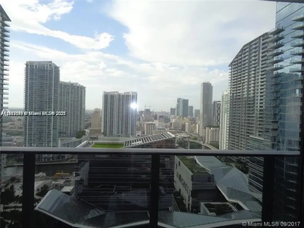 45 SW 9th Street Miami FL 33130