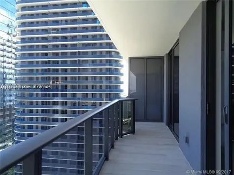 45 SW 9th Street Miami FL 33130