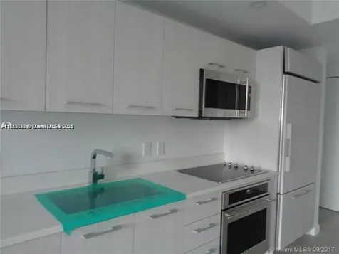 45 SW 9th Street Miami FL 33130