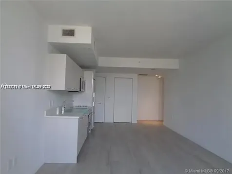 45 SW 9th Street Miami FL 33130