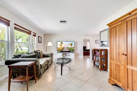 4380 Butternut Street Palm Beach Gardens FL 33410