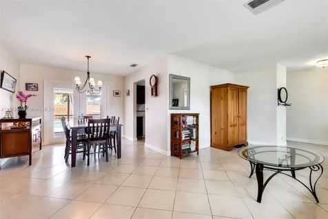 4380 Butternut Street Palm Beach Gardens FL 33410