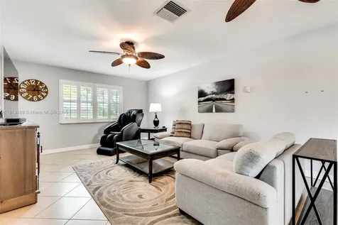 4380 Butternut Street Palm Beach Gardens FL 33410