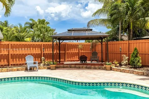 4380 Butternut Street Palm Beach Gardens FL 33410