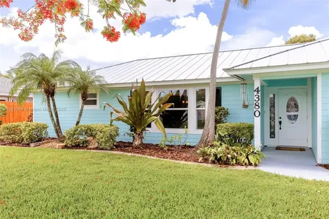 4380 Butternut Street Palm Beach Gardens FL 33410