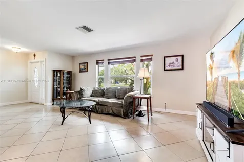 4380 Butternut Street Palm Beach Gardens FL 33410