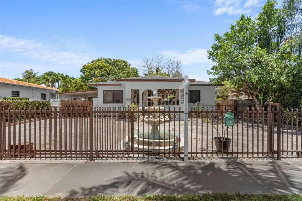 525 NW 32nd Avenue Miami FL 33125