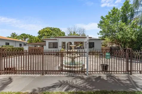 525 NW 32nd Avenue Miami FL 33125