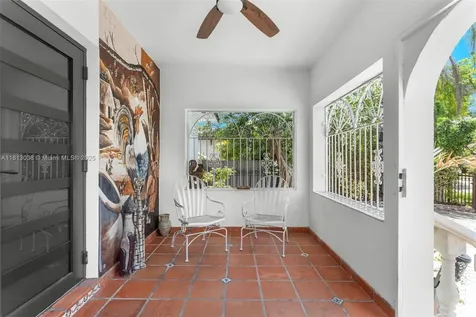 525 NW 32nd Avenue Miami FL 33125
