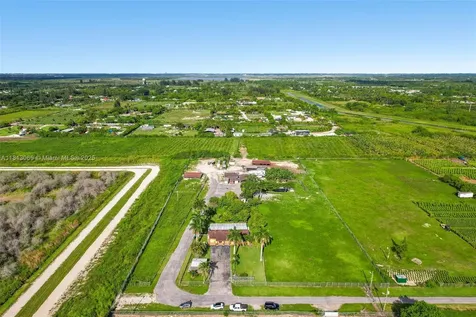 13101 SW 205th Avenue Miami FL 33196