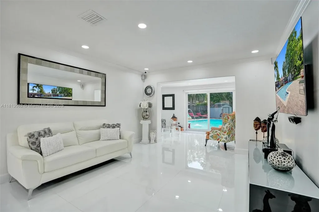 8438 NW 26th Drive Coral Springs FL 33065