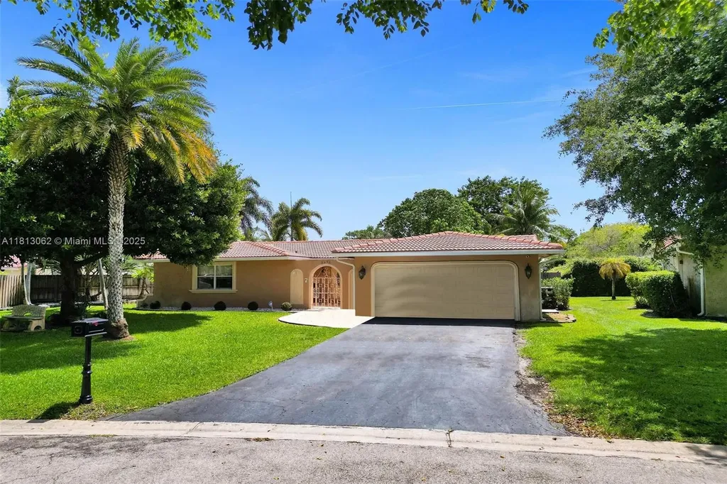 8438 NW 26th Drive Coral Springs FL 33065