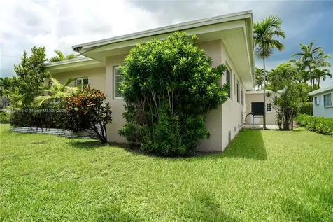 1201 S Biscayne Point Road Miami Beach FL 33141