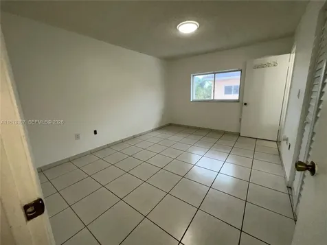 6823 W 36th Avenue Hialeah FL 33018