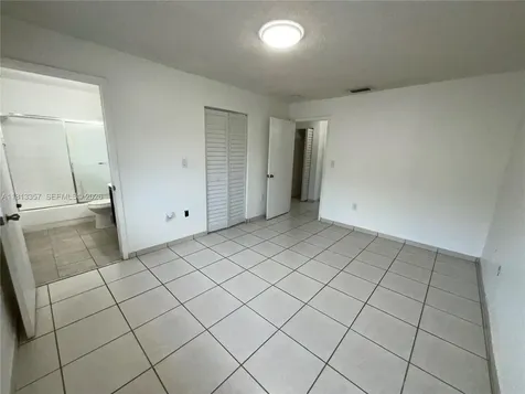 6823 W 36th Avenue Hialeah FL 33018