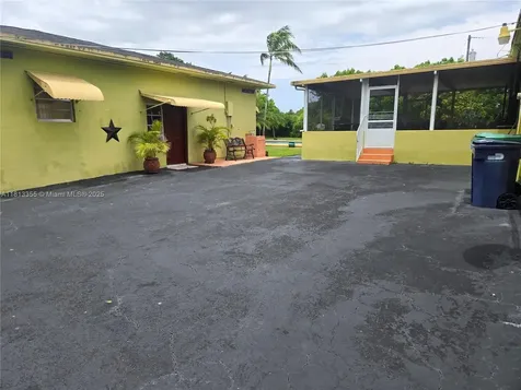 12401 SW 47th Street Miami FL 33175