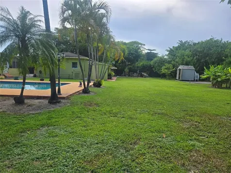 12401 SW 47th Street Miami FL 33175
