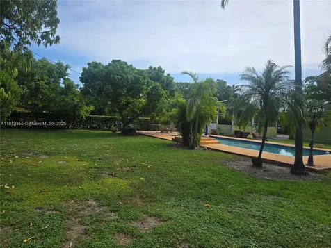 12401 SW 47th Street Miami FL 33175
