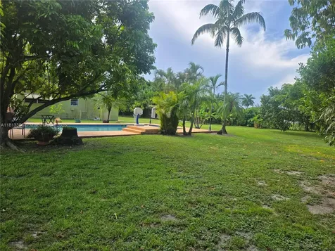 12401 SW 47th Street Miami FL 33175