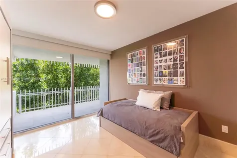 10205 Collins Avenue Bal Harbour FL 33154