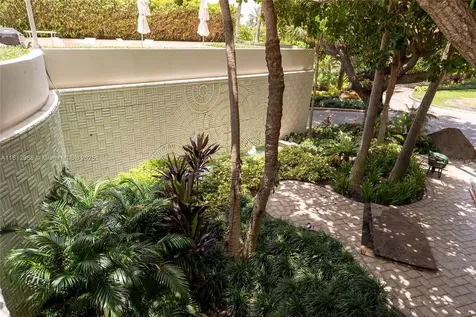 10205 Collins Avenue Bal Harbour FL 33154
