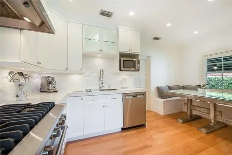 910 Santiago Street Coral Gables FL 33134