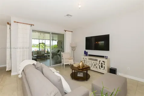8410 NW Greenbank Circle Port St. Lucie FL 34987