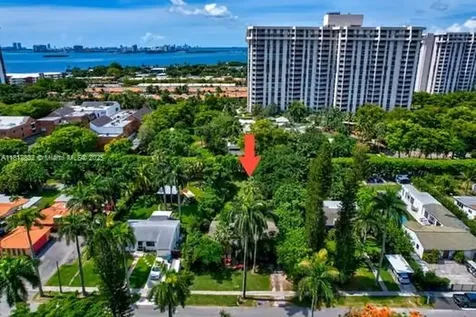 1490 NE 108th Street Miami FL 33161