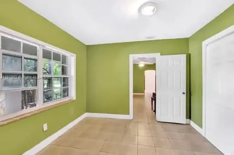 1490 NE 108th Street Miami FL 33161