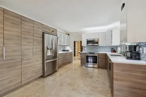 15050 E Falcons Lea Drive Davie FL 33331