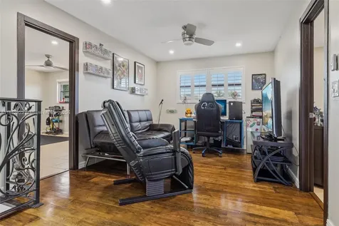 15050 E Falcons Lea Drive Davie FL 33331