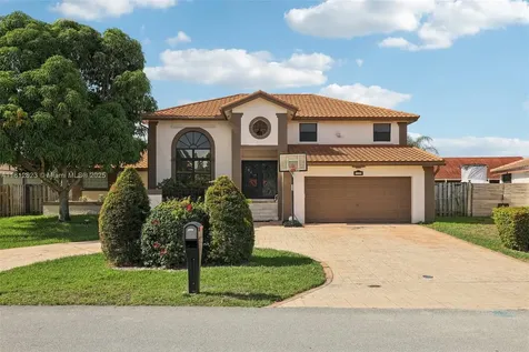 15050 E Falcons Lea Drive Davie FL 33331
