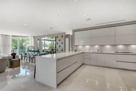 420 Island Drive Key Biscayne FL 33149