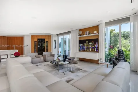 420 Island Drive Key Biscayne FL 33149