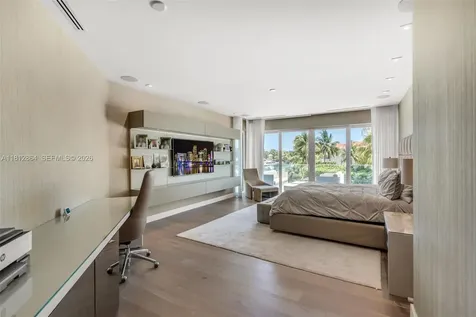 420 Island Drive Key Biscayne FL 33149