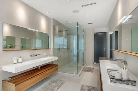 420 Island Drive Key Biscayne FL 33149