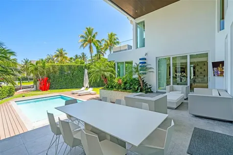 420 Island Drive Key Biscayne FL 33149
