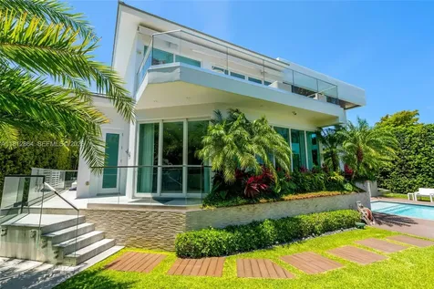 420 Island Drive Key Biscayne FL 33149