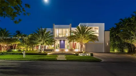 420 Island Drive Key Biscayne FL 33149