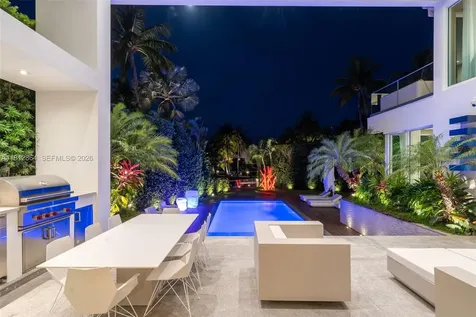 420 Island Drive Key Biscayne FL 33149