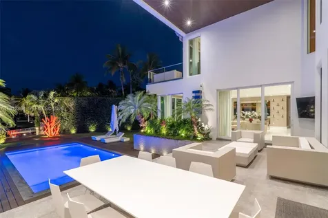 420 Island Drive Key Biscayne FL 33149