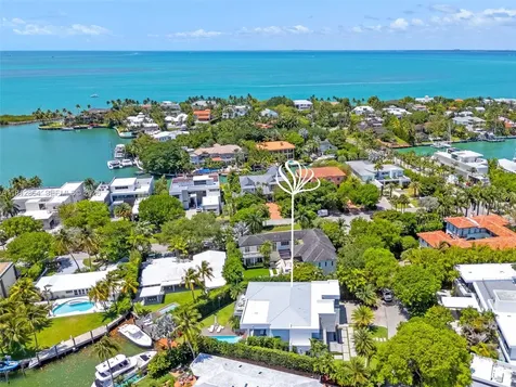 420 Island Drive Key Biscayne FL 33149