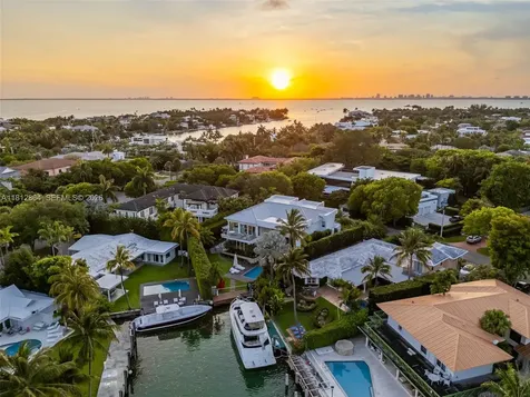 420 Island Drive Key Biscayne FL 33149