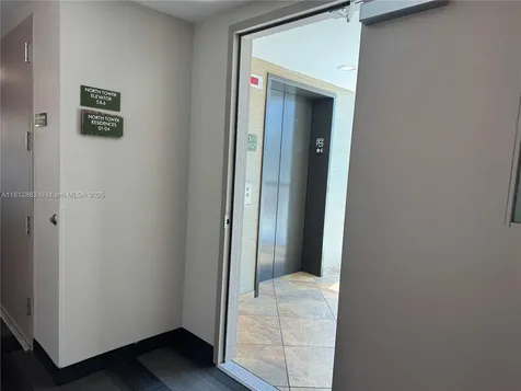 2641 N Flamingo Road Sunrise FL 33323