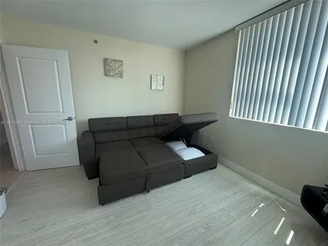 2641 N Flamingo Road Sunrise FL 33323