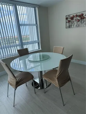 2641 N Flamingo Road Sunrise FL 33323