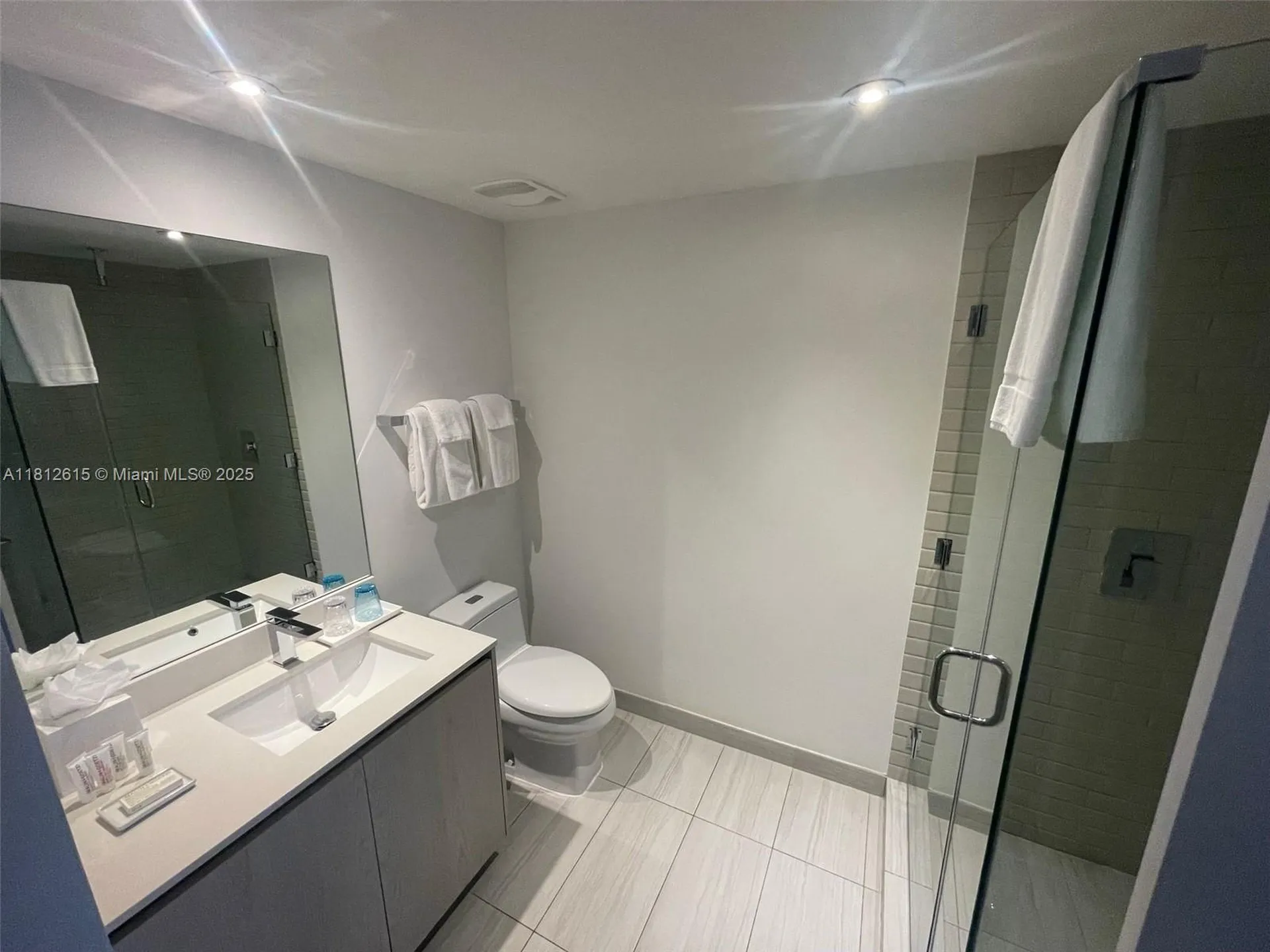 4010 S Ocean Drive Hollywood FL 33019